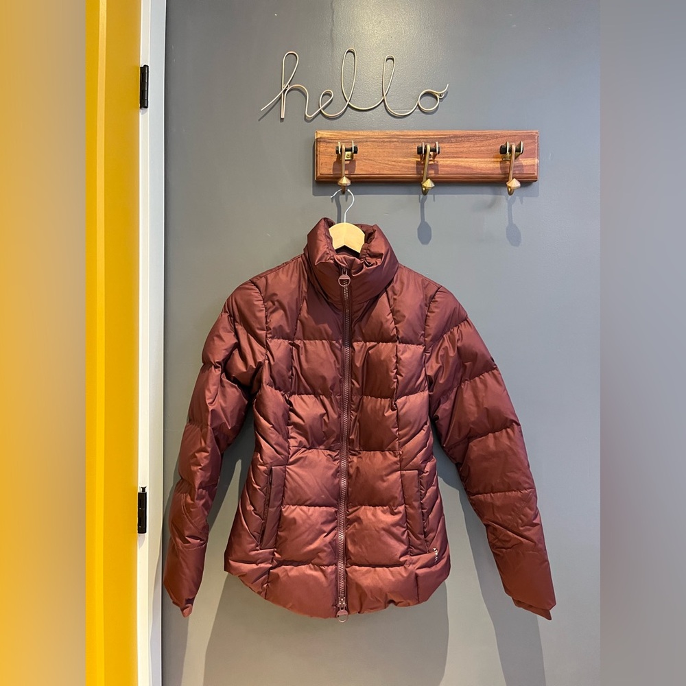 Athleta downtown puffer jacket